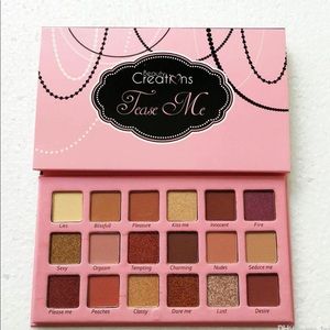 Eyeshadow palette